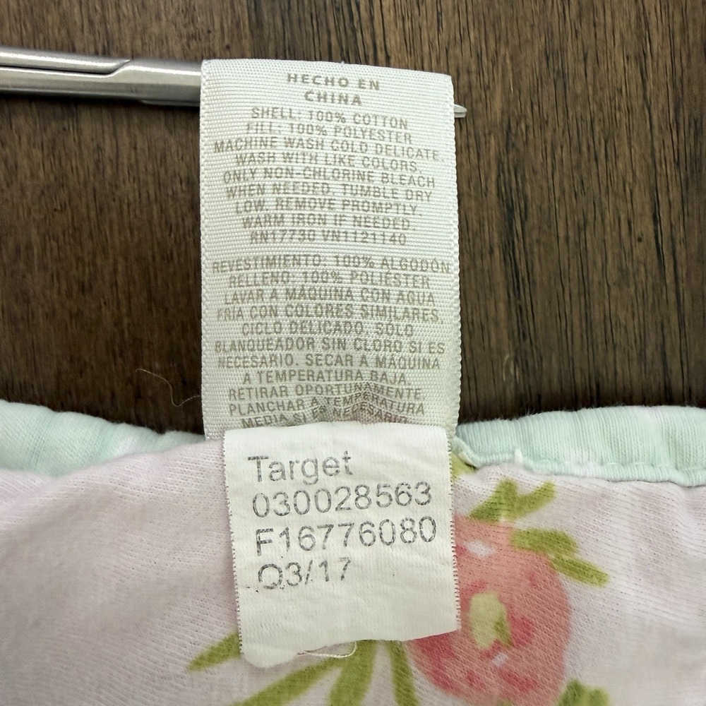 Target Cloud Island‎ Floral Field Baby Blanket Quilted Reversible Flowers Pinks - Picture 6 of 8
